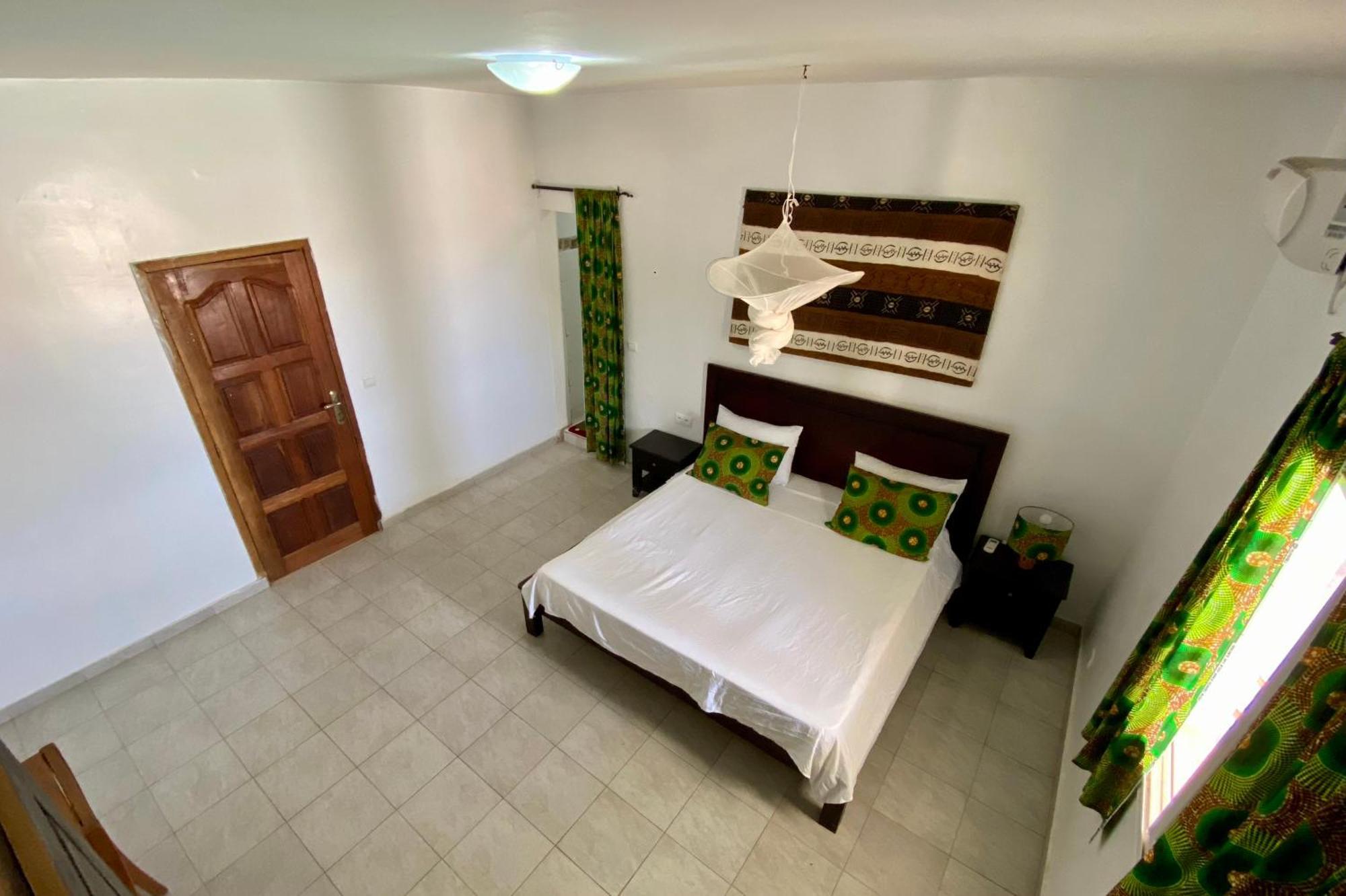 Bed and Breakfast Casa Yoss à Toubab Dialo Extérieur photo