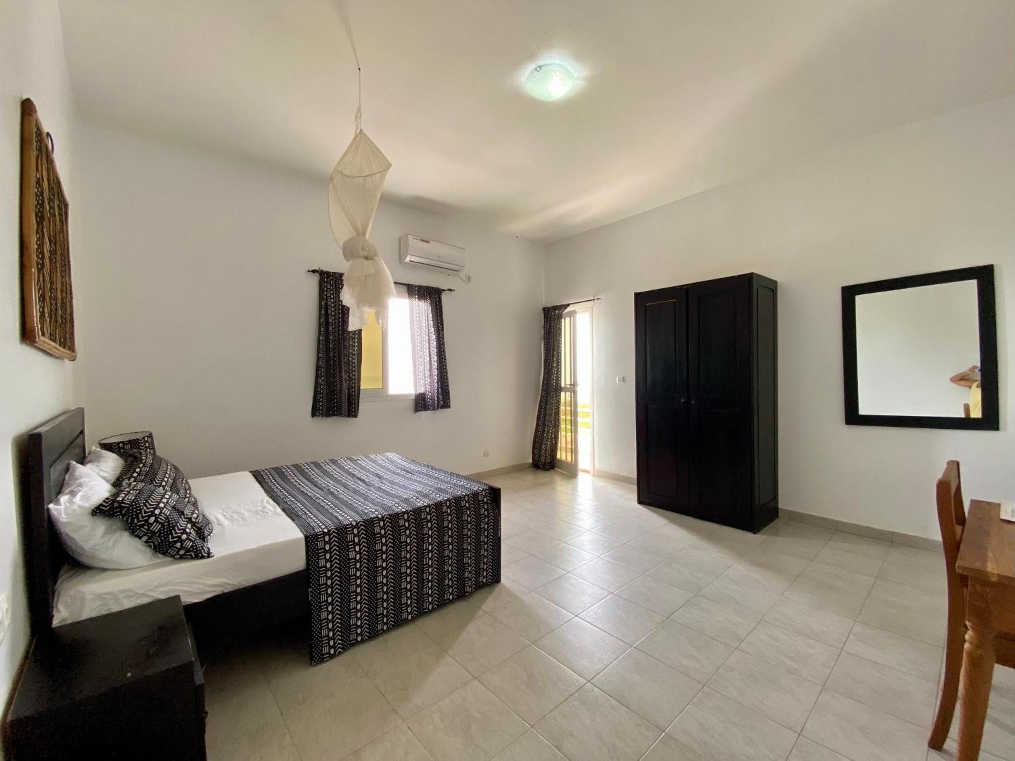 Bed and Breakfast Casa Yoss à Toubab Dialo Extérieur photo